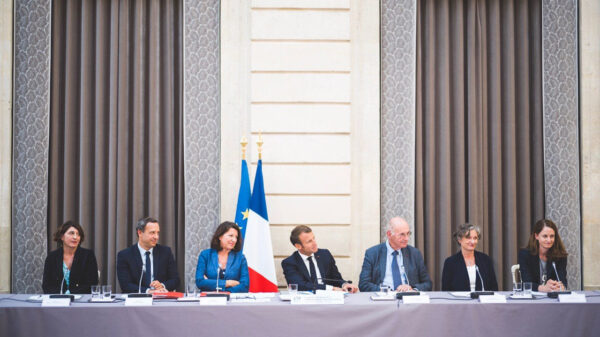 Commission 1000 premiers jours - Isabelle Filliozat Commission 1000 premiers jours - Isabelle Filliozat