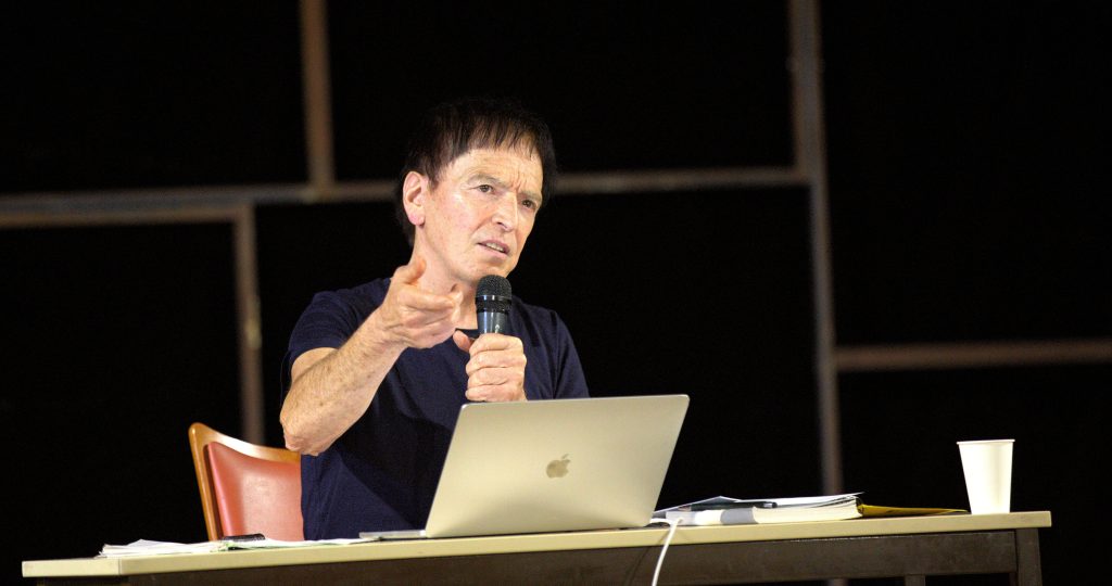 Jean-François Bernardini anime une conférence sur le trauma collectif corse